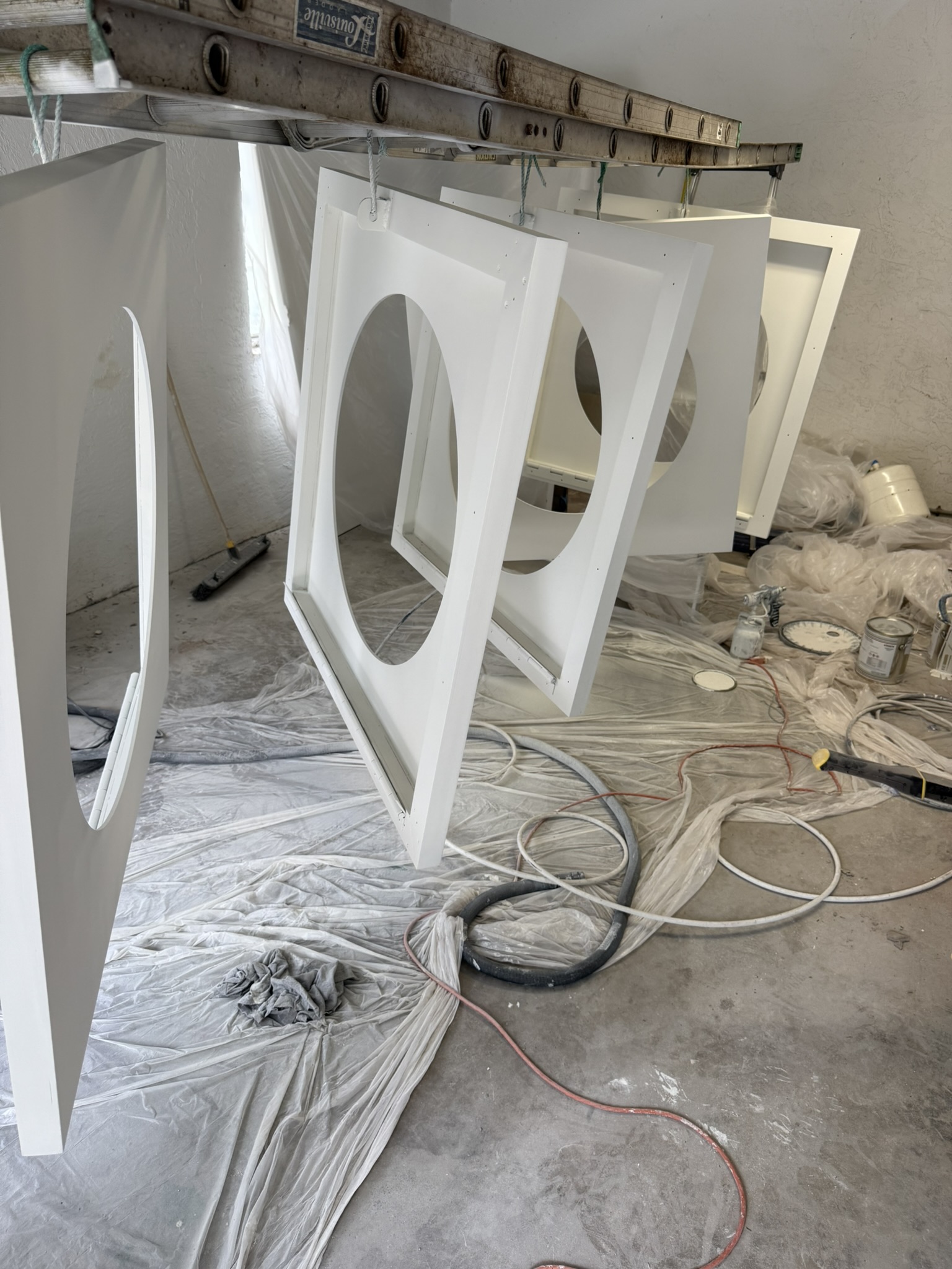 Finished electrostatic painted components